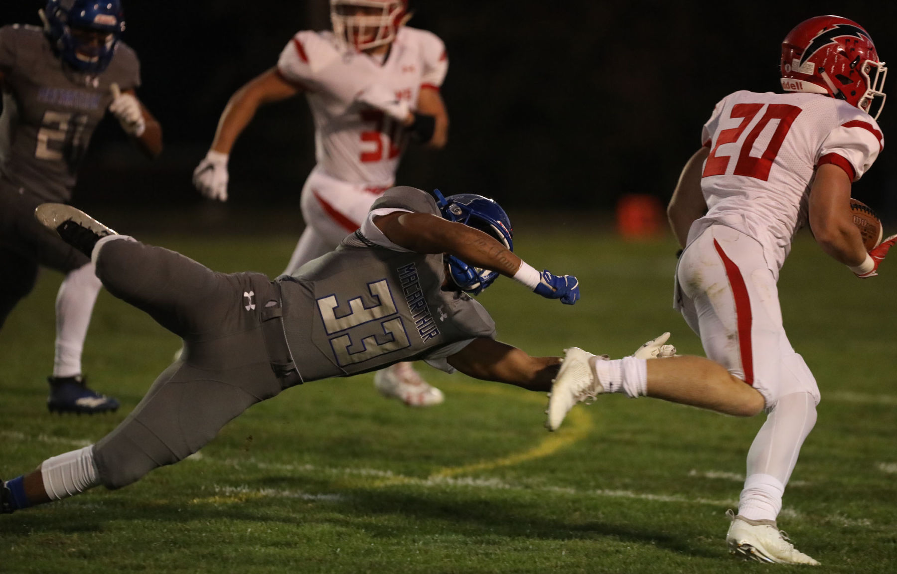 MacArthur vs Chatham Glenwood football 7 9.28.18.jpg
